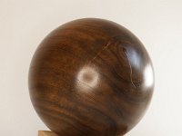 4571 &nbsp;   Blauglockenbaum, gebeizt mit Eisenl&ouml;sung, mit Kupfereinleger.  &nbsp;   &nbsp;     &empty;  ca 20 cm    &nbsp;