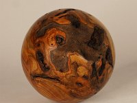 4597 &nbsp;   Tolle Maserknolle aus Essigbaum.   &nbsp;   &nbsp;     &empty;  ca 16 cm    &nbsp;    Unverk&auml;uflich